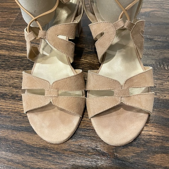 Stuart Weitzman | Grecian Gladiator Sandals | Size 7 | Stunning! - Picture 7 of 15